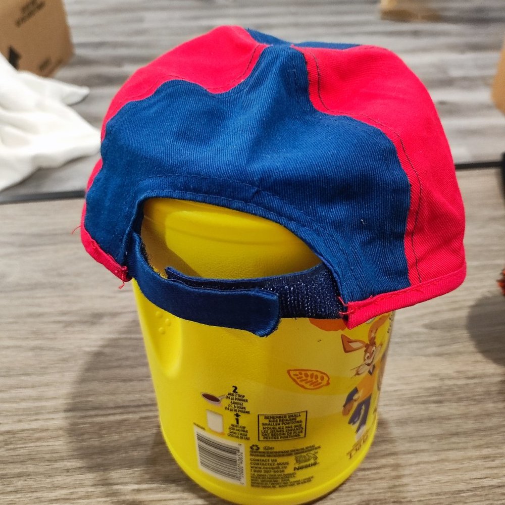 Spider-man hat - Picture 4 of 6